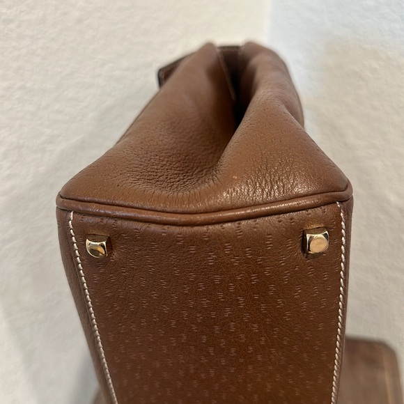 Authentic! Salvatore Ferragamo Gancini Women's Flap Tote Handbag Brown Leather - Picture 8 of 14